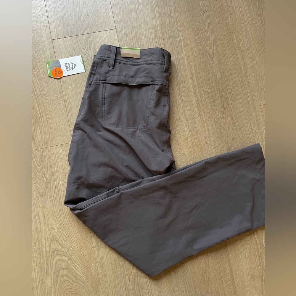 NWT Alpine Design Tech Series Gray Athletic Modern Cargo Pants 14